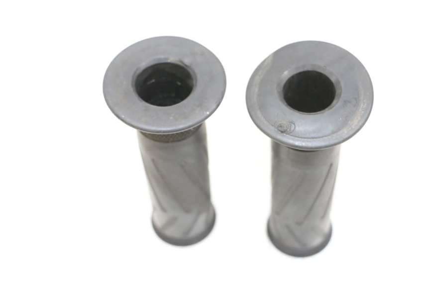 photo de Manopola del manubrio YAMAHA XMAX X-MAX 125 (2006 - 2009) - Dettaglio del componente