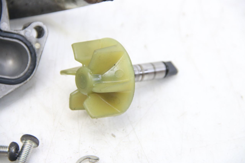 photo de POMPA ACQUA SUZUKI BURGMAN 125 (2007 - 2014)