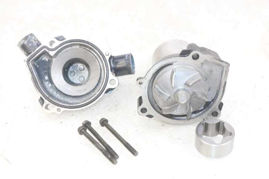 photo de POMPA ACQUA KAWASAKI ZX-6R ZX6R 600 (1995 - 1997)