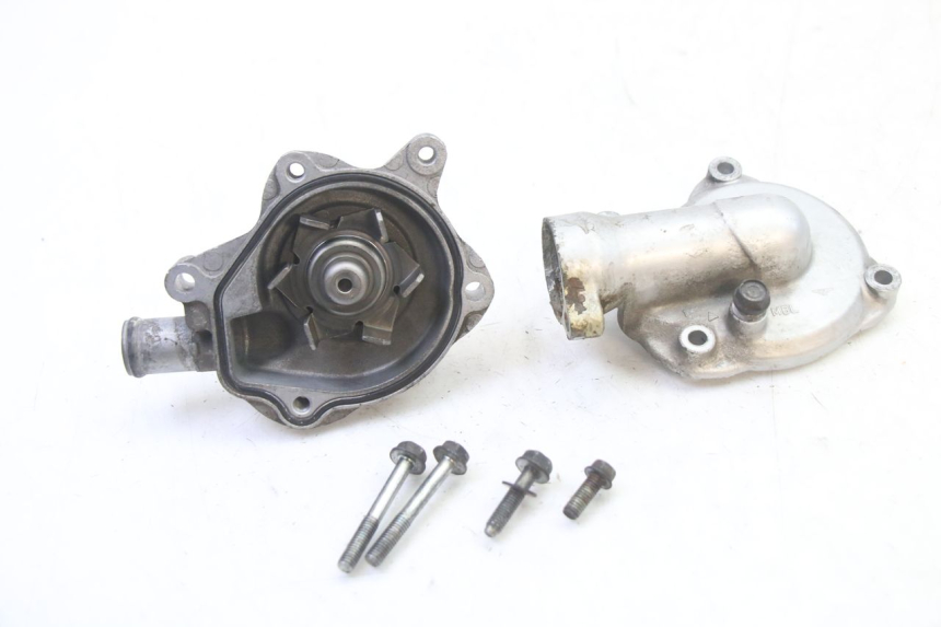 photo de POMPA ACQUA HONDA NTV DEAUVILLE 650 (2001 - 2006)