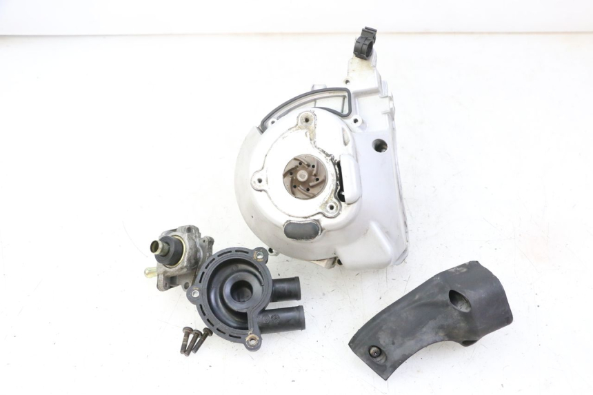 photo de POMPA ACQUA PIAGGIO VESPA GRANTURISMO 200 (2004 - 2005)