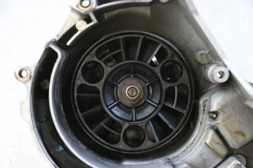 photo de POMPA ACQUA PIAGGIO VESPA GRANTURISMO 200 (2004 - 2005)