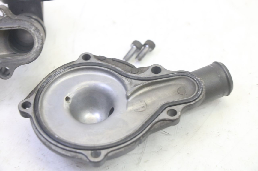 photo de POMPA ACQUA YAMAHA TDM ABS 900 (2002 - 2014) - Zoom sullo stato d'uso