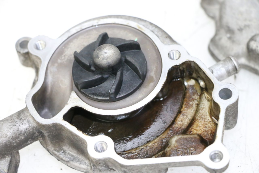 photo de POMPA ACQUA YAMAHA X-MAX XMAX 125 (2010 - 2014)