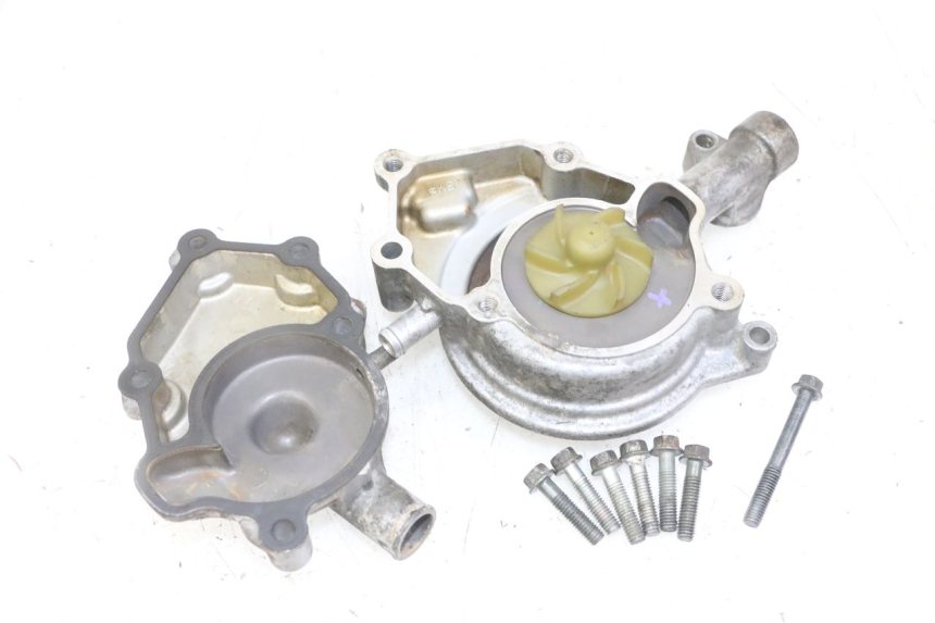 photo de POMPA ACQUA YAMAHA XMAX X-MAX 125 (2006 - 2009)