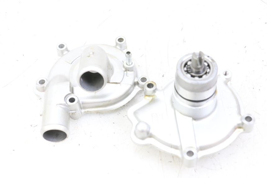 photo de POMPA ACQUA YAMAHA FJR ABS 1300 (2006 - 2012)
