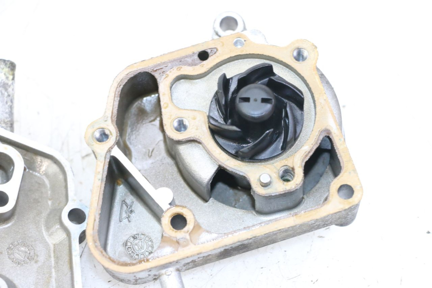 photo de POMPA ACQUA YAMAHA YP MAJESTY 125 (2007 - 2010)