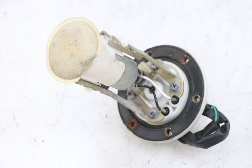 photo de POMPA DEL CARBURANTE KYMCO AGILITY 16+ 4T 50 (2018 - 2023) - Dettaglio del componente