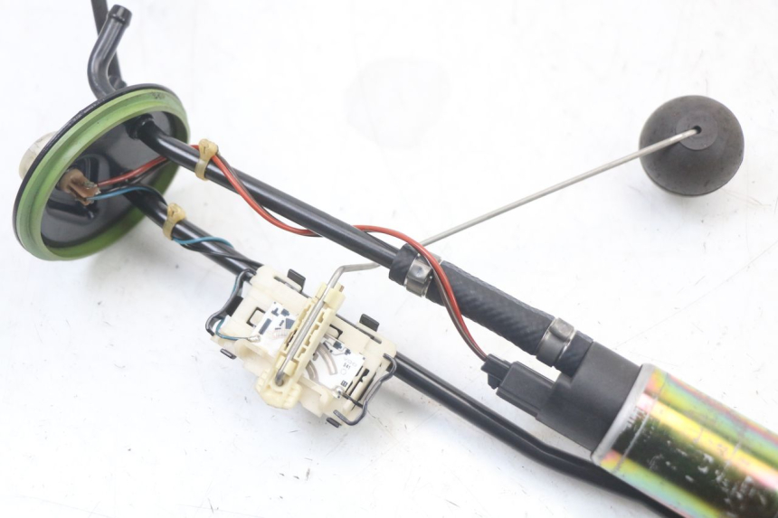 photo de POMPA CARBURANTE BMW C1 125 (2000 - 2003)