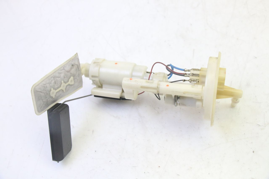 photo de POMPA CARBURANTE SUZUKI BURGMAN 125 (2007 - 2014)