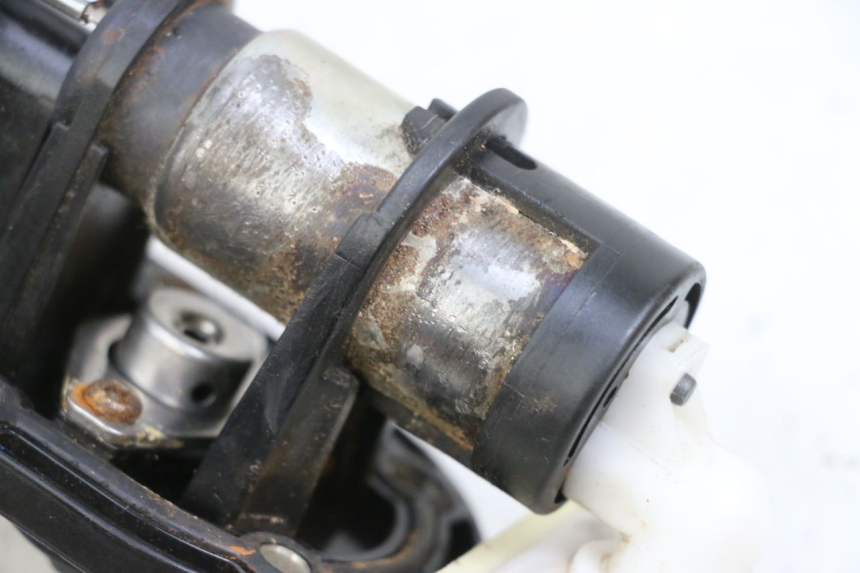 photo de POMPA CARBURANTE KSR CODE 125 (2018 - 2020) - Ricambio usato controllato