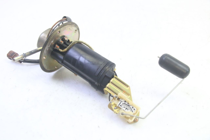 photo de POMPA CARBURANTE SUZUKI DL V STROM 1000 (2002 - 2007) - Zoom sullo stato d'uso