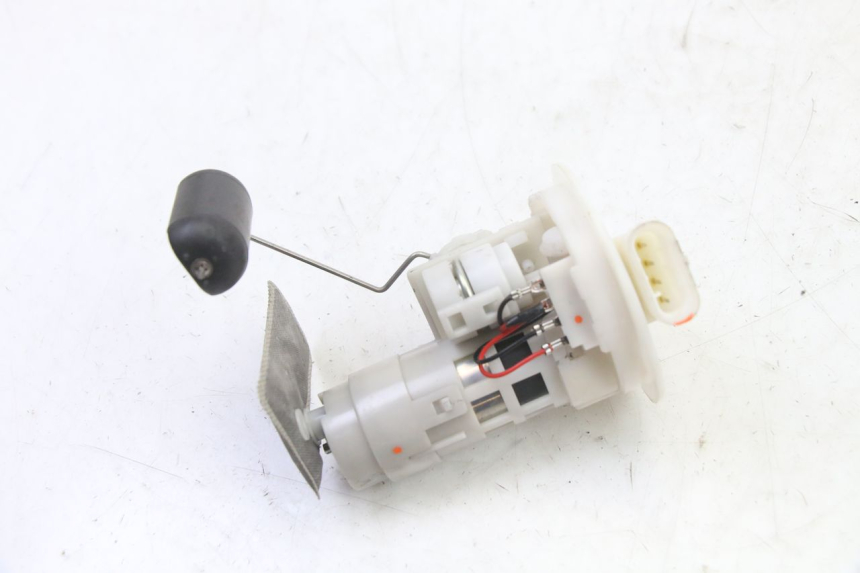 photo de POMPA CARBURANTE VENESI FLY RETRO 4T 50 (2020 - 2025)