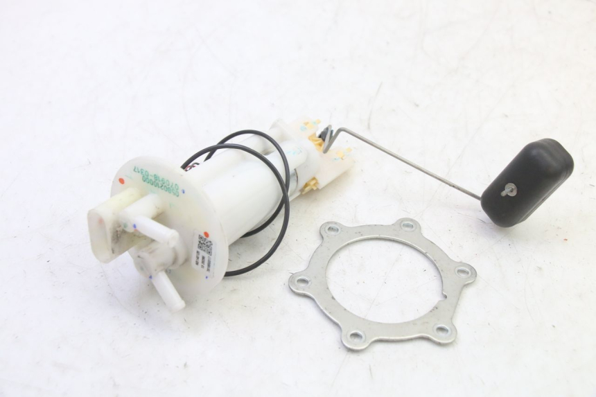 photo de POMPA CARBURANTE BMW G310 R 310 (2016 - 2020)