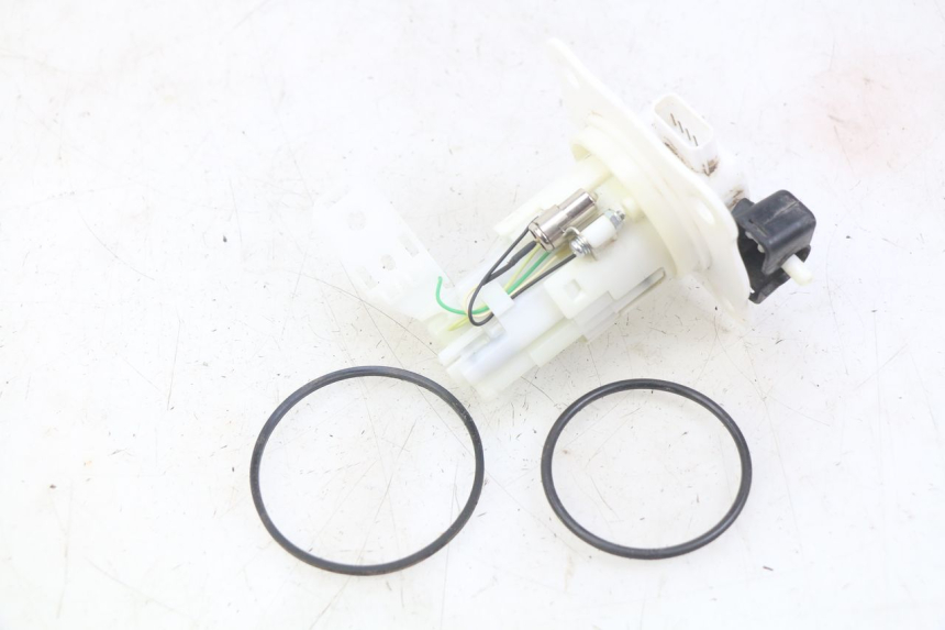 photo de POMPA DEL CARBURANTE HONDA CRF CR-F 125 (2022 - 2023)