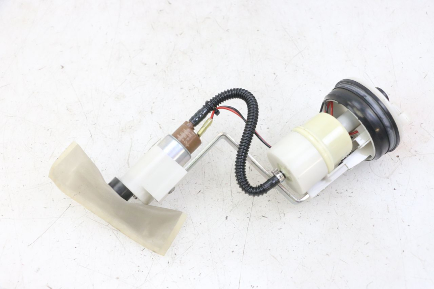 photo de POMPA CARBURANTE PIAGGIO IE MP3 YOURBAN 300 (2011 - 2016)