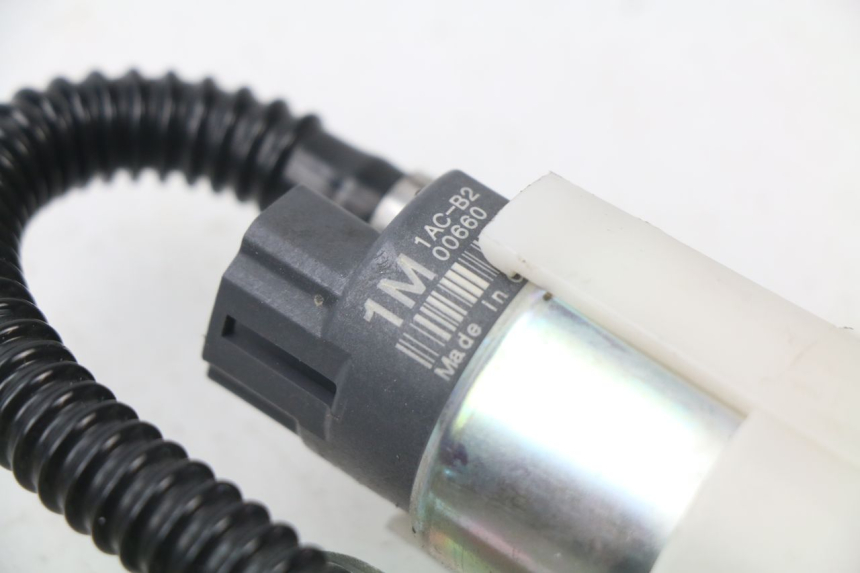 photo de POMPA DEL CARBURANTE PIAGGIO MP3 LT 400 (2007 - 2012)