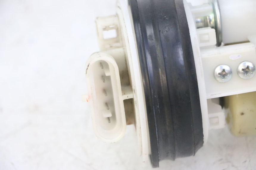 photo de POMPA CARBURANTE PIAGGIO MP3 LT 300 (2010 - 2016)