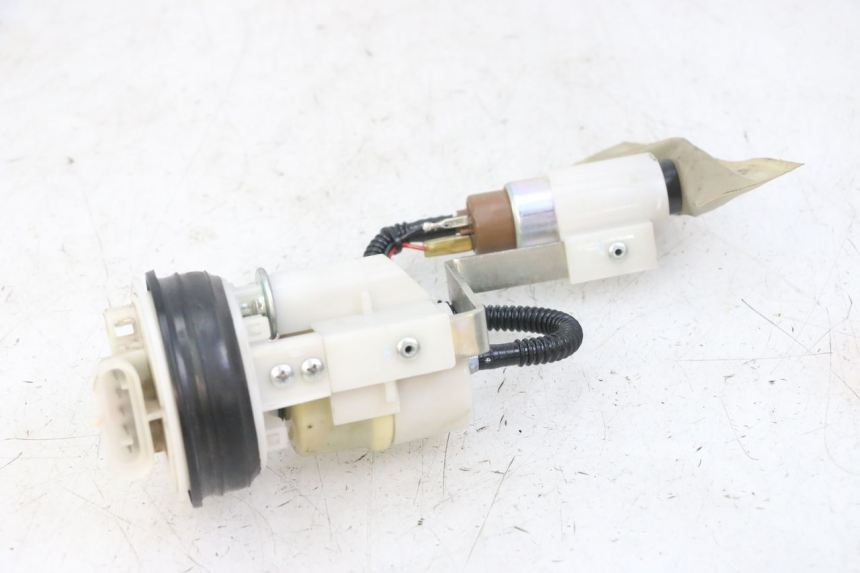 photo de POMPA CARBURANTE PIAGGIO MP3 LT 300 (2010 - 2016)