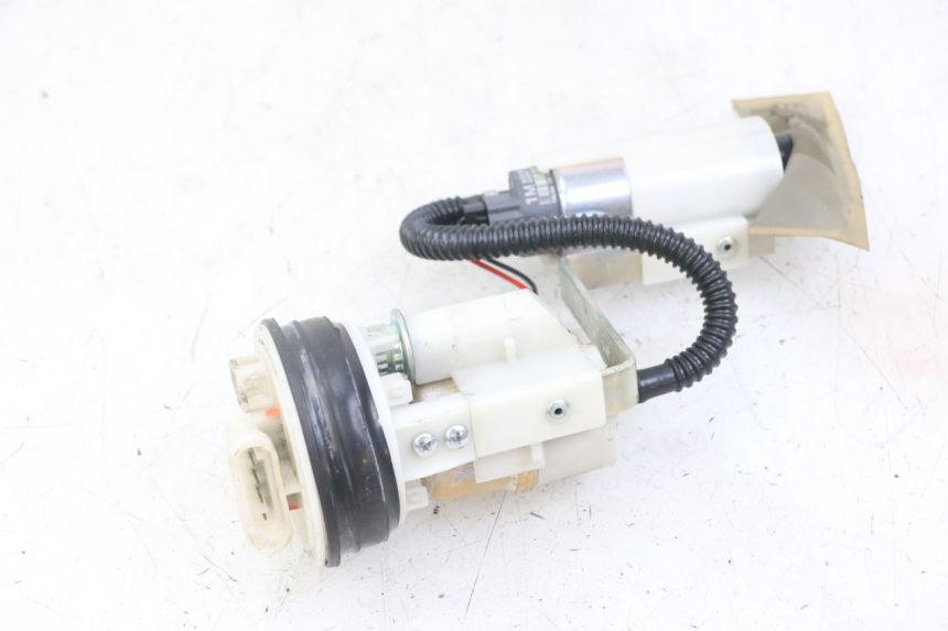 photo de POMPA DEL CARBURANTE PIAGGIO MP3 LT 400 (2007 - 2012)