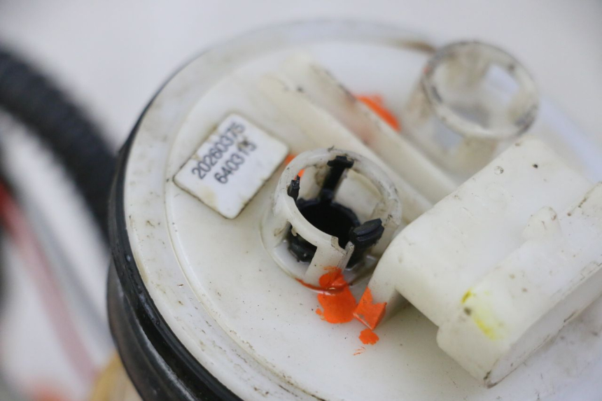 photo de POMPA DEL CARBURANTE PIAGGIO MP3 LT 400 (2007 - 2012)