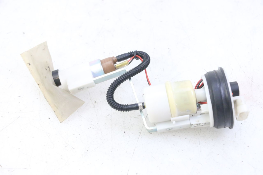 photo de POMPA CARBURANTE PIAGGIO MP3 LT 300 (2010 - 2016)
