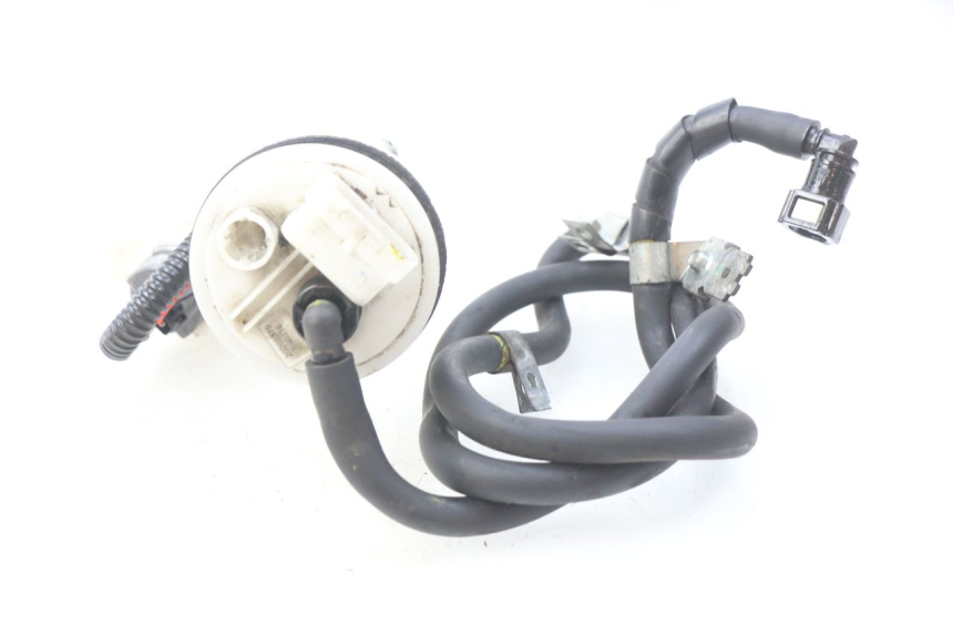 photo de POMPA DEL CARBURANTE PIAGGIO MP3 500 (2011 - 2015)
