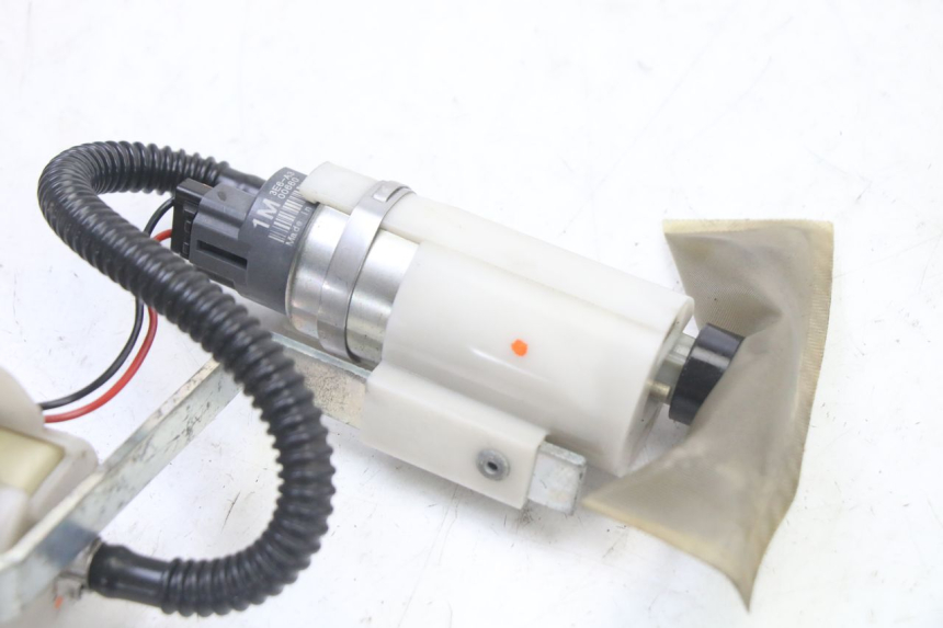 photo de POMPA DEL CARBURANTE PIAGGIO MP3 500 (2011 - 2015)