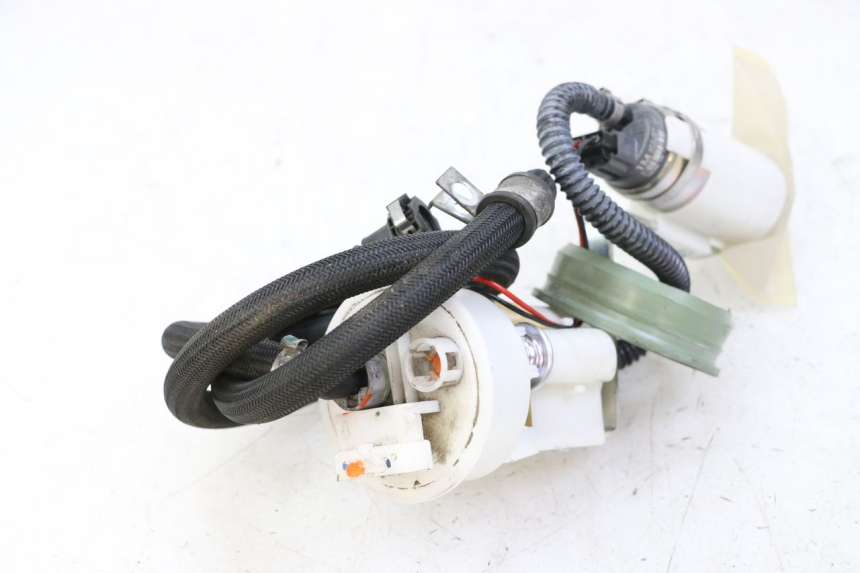 photo de POMPA CARBURANTE PIAGGIO MP3 500 (2014 - 2016)