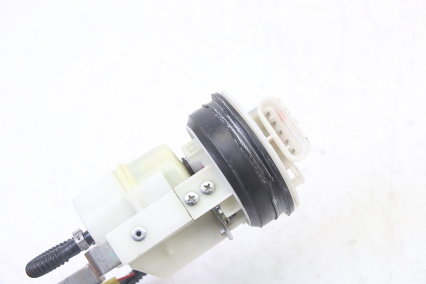photo de POMPA DEL CARBURANTE PIAGGIO MP3 RL 250 (2007 - 2010)
