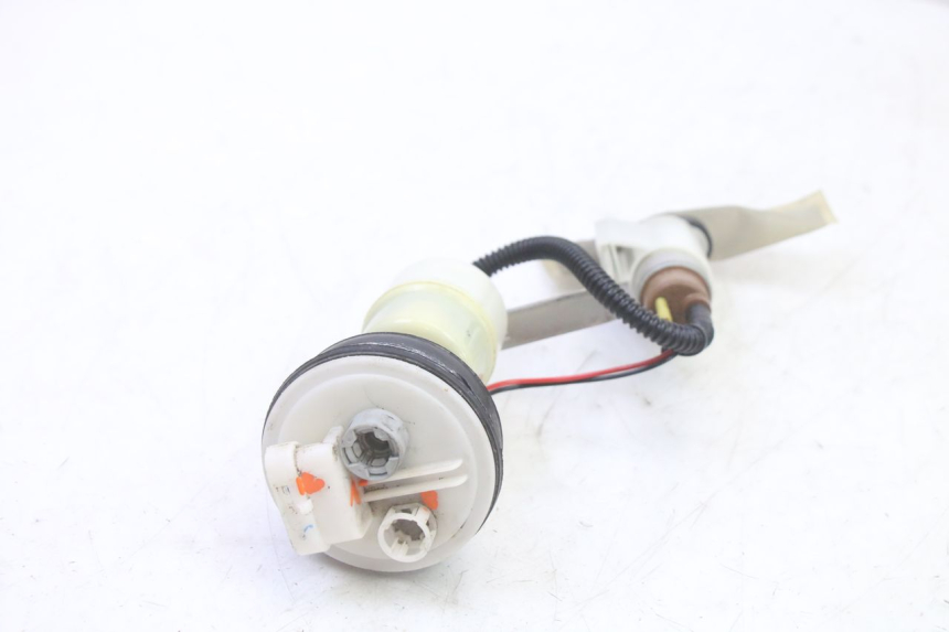 photo de POMPA DEL CARBURANTE PIAGGIO MP3 RL 250 (2007 - 2010)