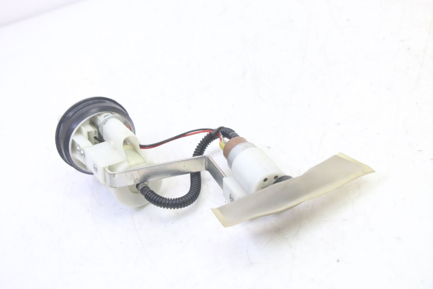 photo de POMPA DEL CARBURANTE PIAGGIO MP3 RL 250 (2007 - 2010)