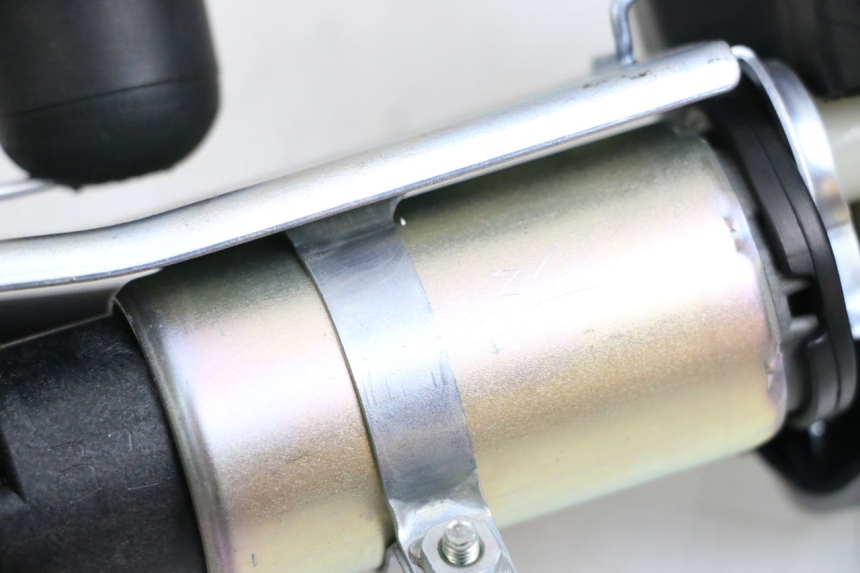 photo de POMPA CARBURANTE KAWASAKI NINJA 400 (2018 - 2023)