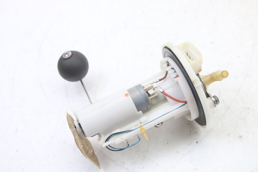 photo de POMPA DEL CARBURANTE PEUGEOT CITYSTAR 125 (2011 - 2017)