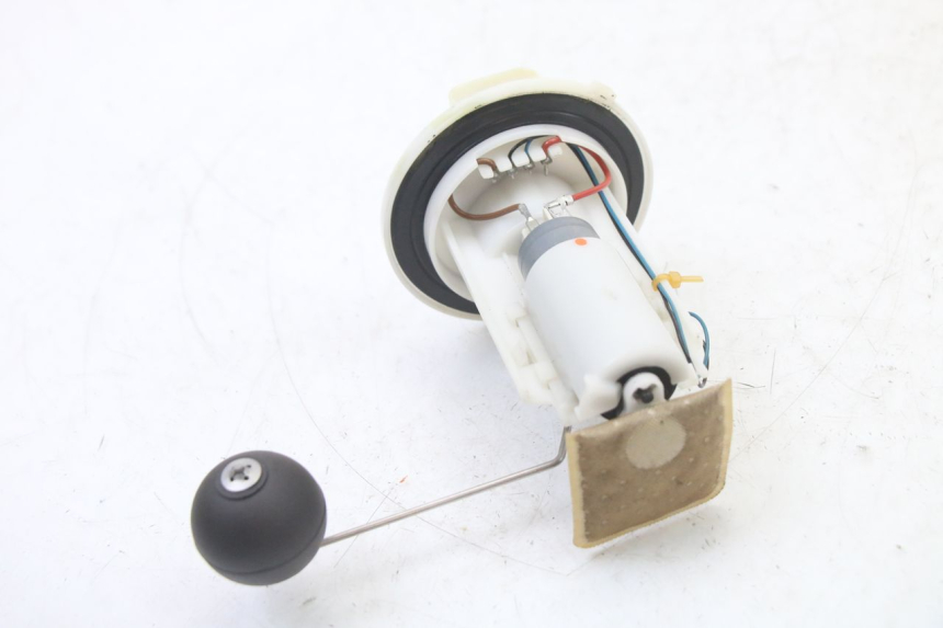 photo de POMPA DEL CARBURANTE PEUGEOT CITYSTAR 125 (2011 - 2017)