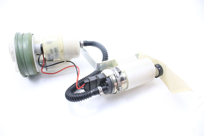 photo de POMPA CARBURANTE PIAGGIO MP3 500 (2014 - 2016)