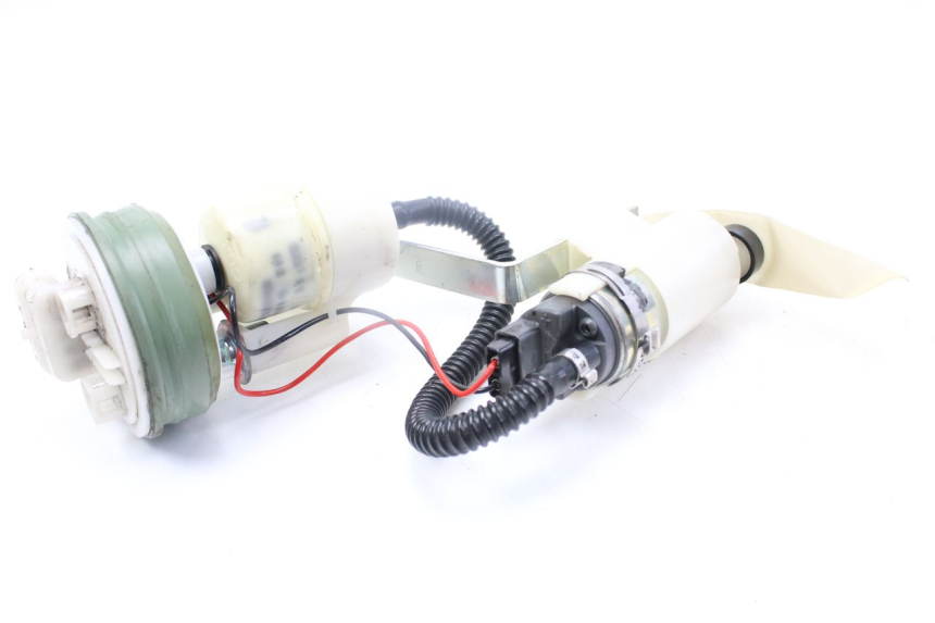 photo de POMPA CARBURANTE PIAGGIO MP3 500 (2014 - 2016)