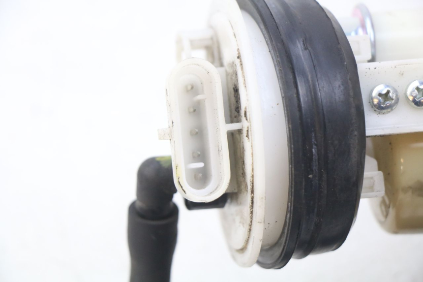 photo de POMPA DEL CARBURANTE PIAGGIO MP3 500 (2011 - 2015)