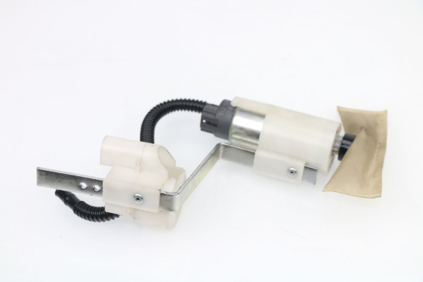 photo de POMPA DEL CARBURANTE PIAGGIO MP3 500 (2011 - 2015)