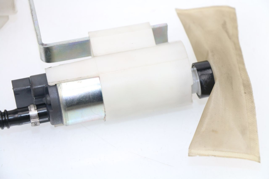 photo de POMPA DEL CARBURANTE PIAGGIO MP3 500 (2011 - 2015)
