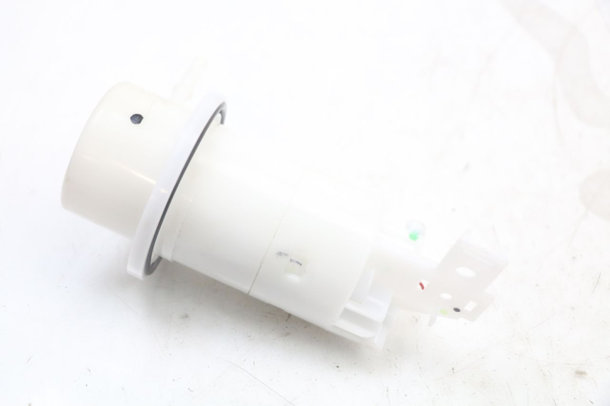 photo de POMPA CARBURANTE ROYAL ENFIELD SCRAM 411 (2022 - 2024)