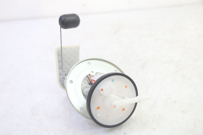 photo de POMPA CARBURANTE JM MOTORS SANTANA EVO 50 (2024 - 2026) - Altra angolazione