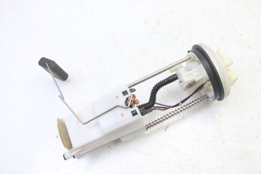 photo de POMPA CARBURANTE PEUGEOT SATELIS 125 (2013 - 2018)