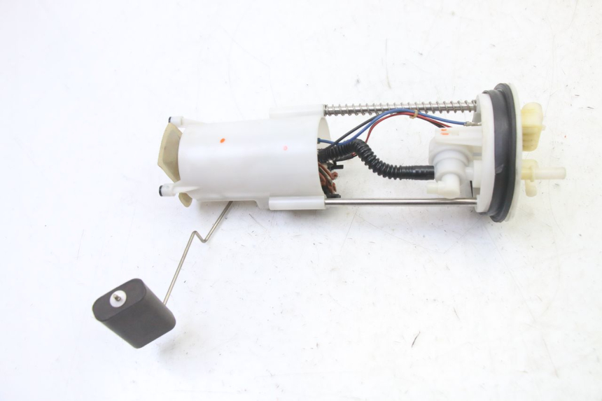 photo de POMPA CARBURANTE PEUGEOT SATELIS 125 (2013 - 2018)