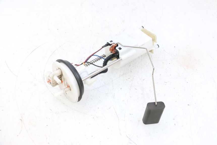 photo de POMPA CARBURANTE PEUGEOT SATELIS 125 (2013 - 2018) - Ricambio usato controllato