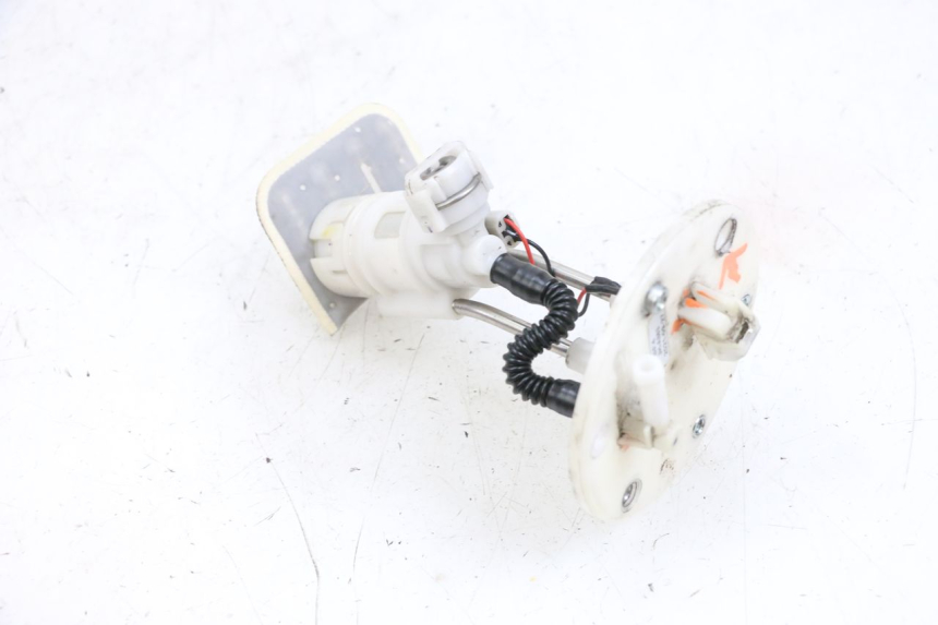 photo de POMPA CARBURANTE PEUGEOT SPEEDFIGHT 4 4T EFI 50 (2021 - 2025) - Dettagli dei punti di fissaggio