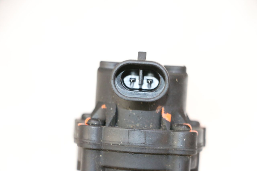 photo de POMPA CARBURANTE PEUGEOT STREETZONE I 2T 50 (2018 - 2020)