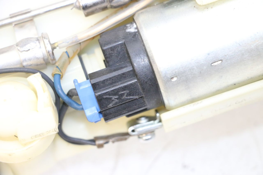 photo de POMPA CARBURANTE SUZUKI SV S 650 (2003 - 2009)