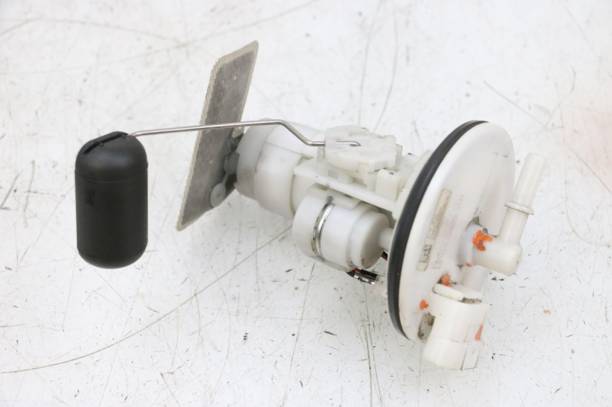 photo de POMPA CARBURANTE NECO TEMPO 4T 50 (2022 - 2026) - Stato della superficie e materiale