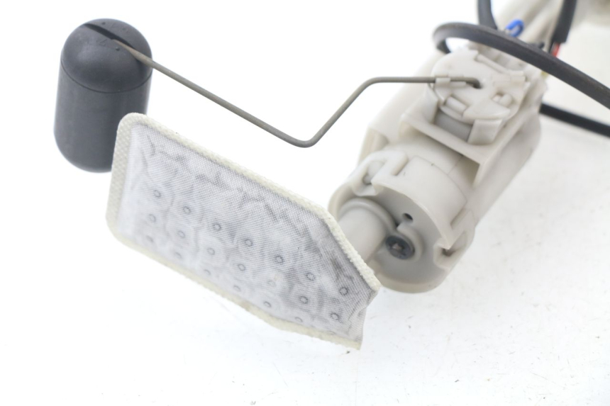 photo de POMPA CARBURANTE YAMAHA XMAX X-MAX ABS 125 (2014 - 2016) - Altra angolazione